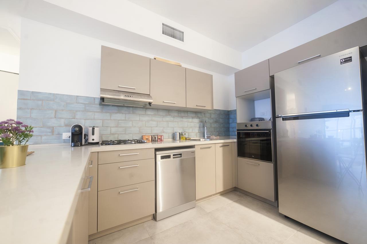 Luxury 2 Bedrooms Apartments Rothschild + Balcony Tel Aviv Buitenkant foto