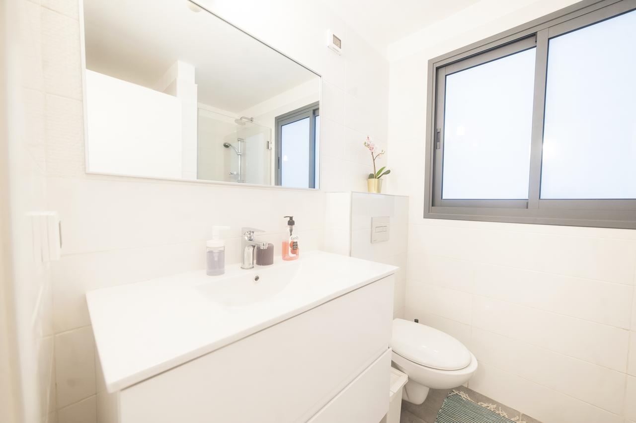 Luxury 2 Bedrooms Apartments Rothschild + Balcony Tel Aviv Buitenkant foto