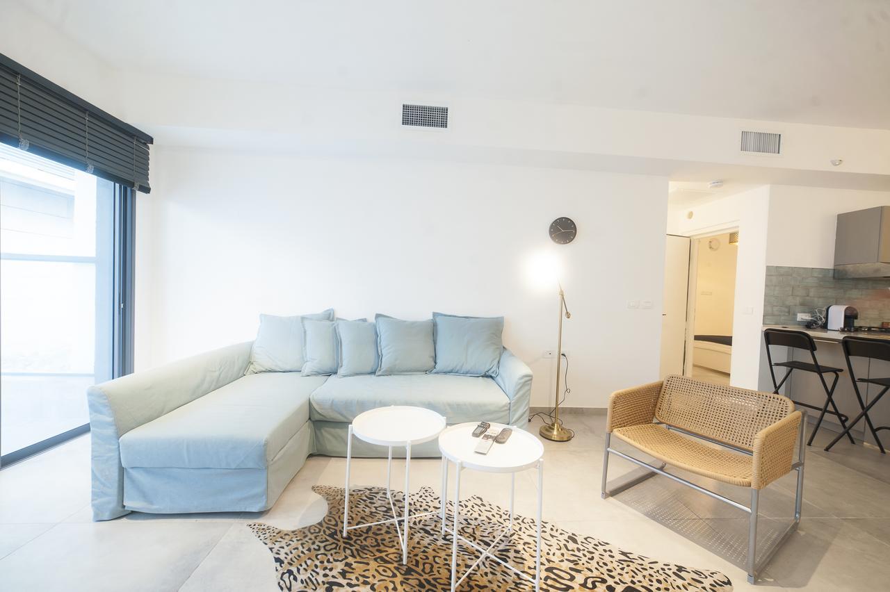 Luxury 2 Bedrooms Apartments Rothschild + Balcony Tel Aviv Buitenkant foto