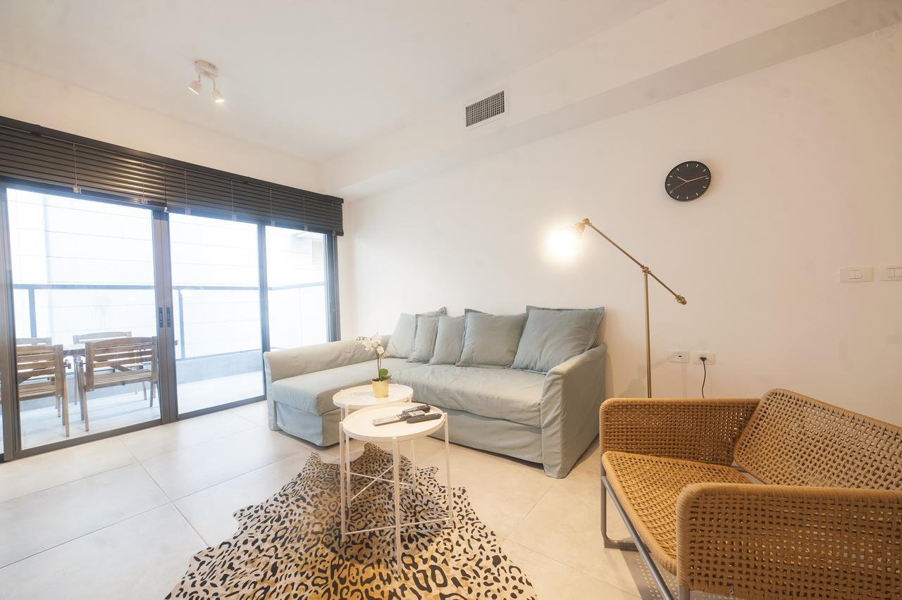 Luxury 2 Bedrooms Apartments Rothschild + Balcony Tel Aviv Buitenkant foto
