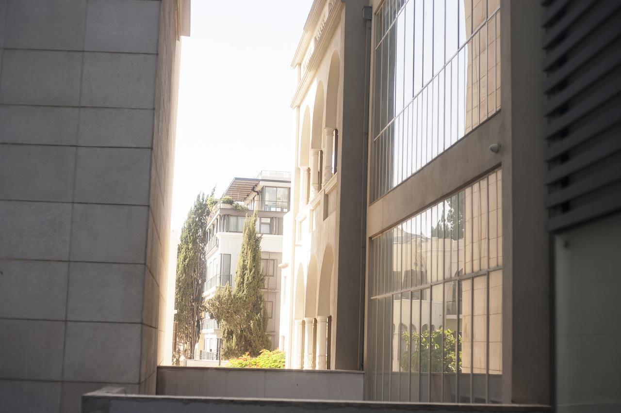 Luxury 2 Bedrooms Apartments Rothschild + Balcony Tel Aviv Buitenkant foto